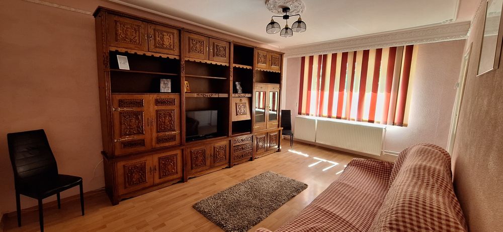 Inchiriez apartament 2 camere Calarasi 4
