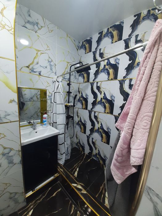 Òzimni kvartiramSHahar markaziga joylashgan kvartira ijaraga beriladi