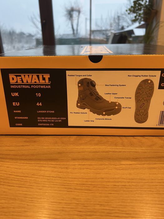 Bocanci de munca DeWalt