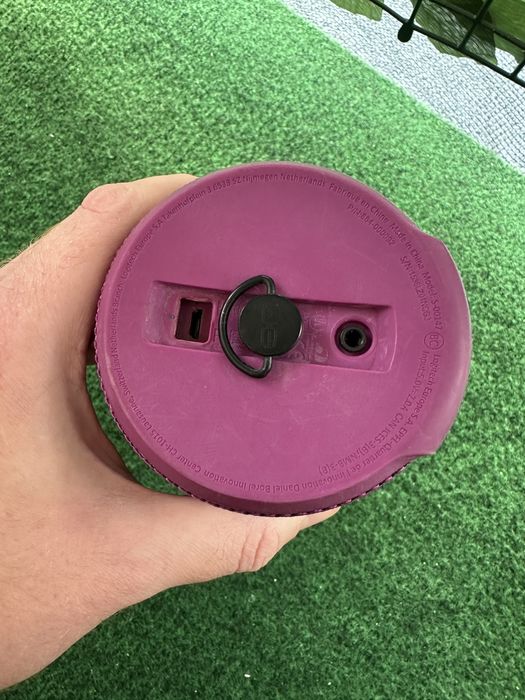 Boxa portabila UE MEGABOOM 2 defecta