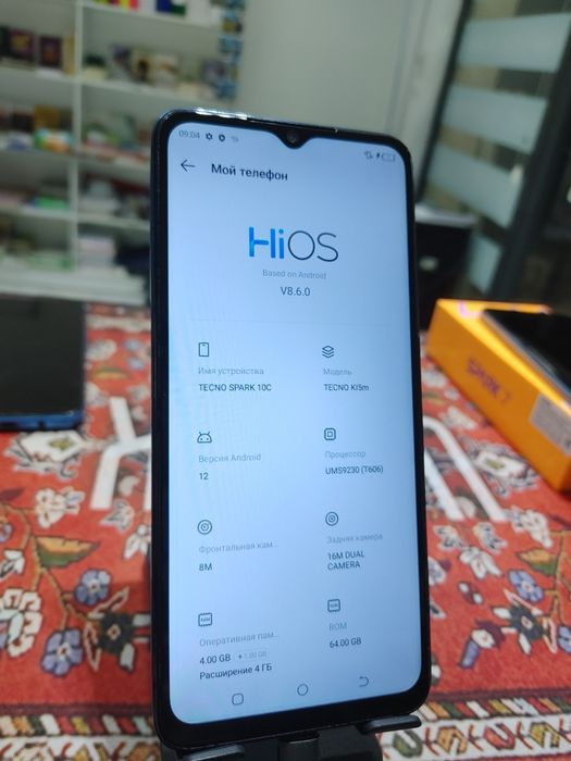 Arzon telefonlar sotuvda. Tecno va oppo