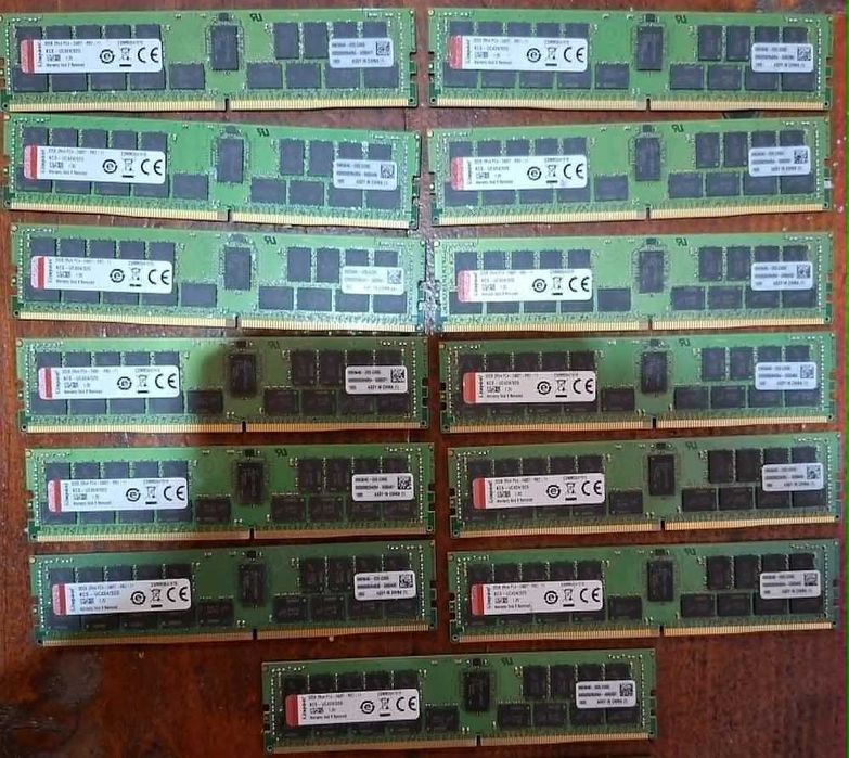 Modul Memorie Ram Server Workstation Kingston 32GB DDR4 2400MHz ECC RDIMM 1.2V 288p Memory KCS-UC424/32G Samsung 32GB DDR4 2133MHz M393A4K40BB0-CPB0Q