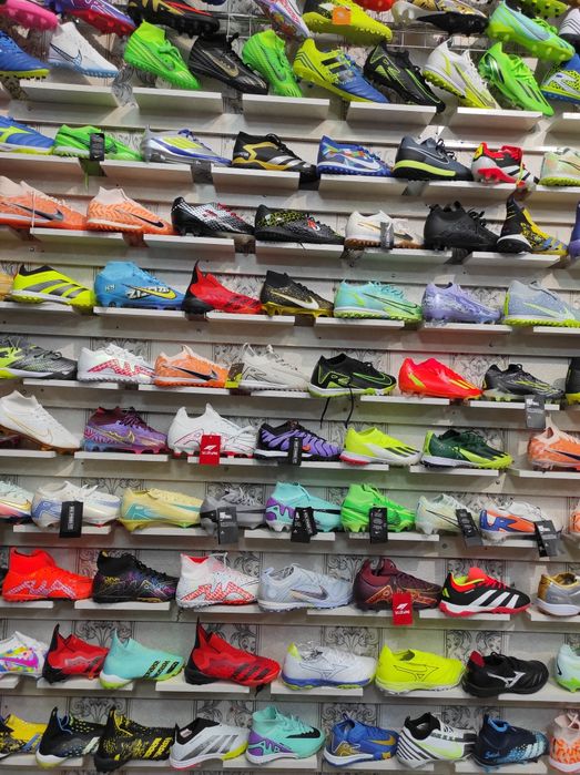 Бутцы сороконожки хорошего качества