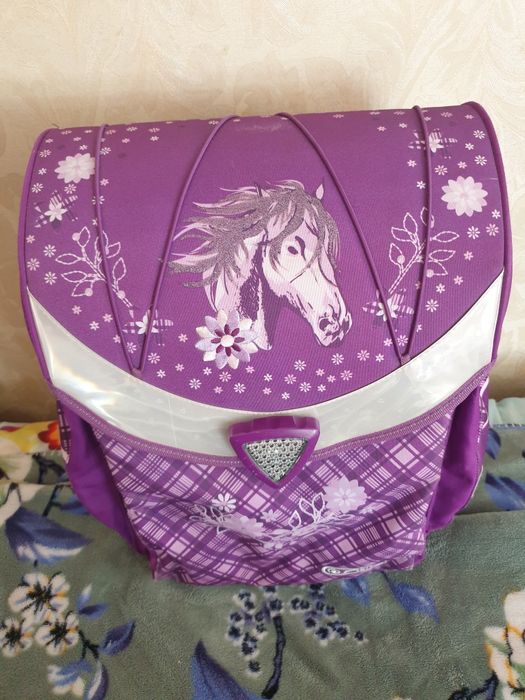 Продам рюкзаки ранец