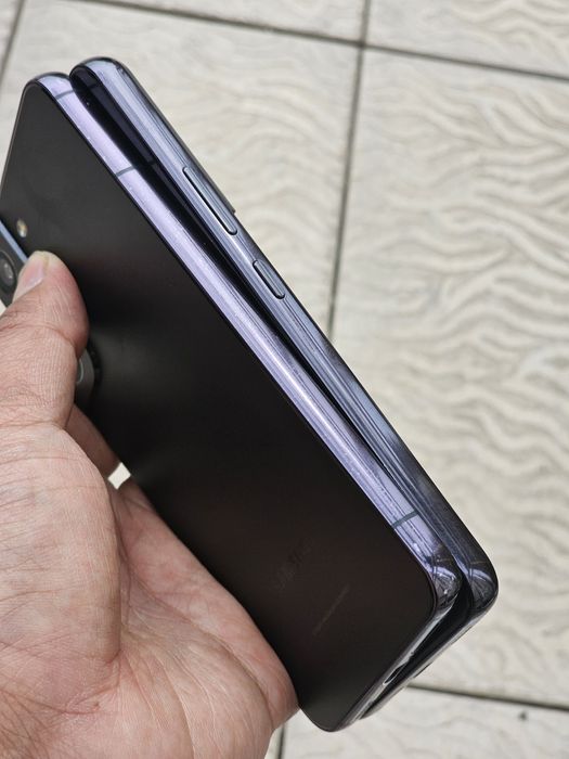 Samsung S22 5G  Argnal imedan o'tgan