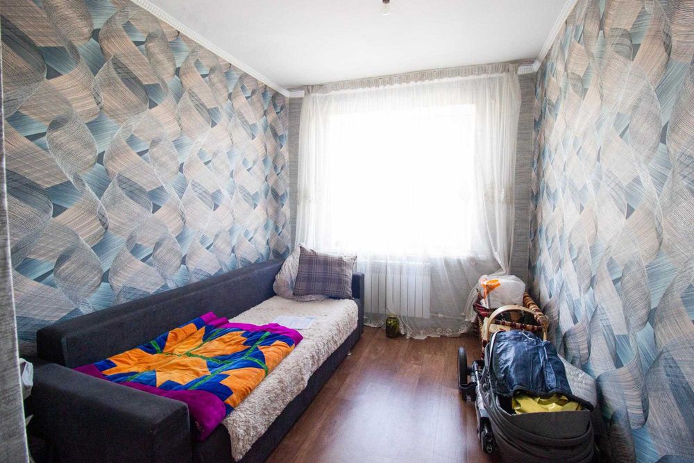 продам 3шку в 5 мкр Эмиль империя