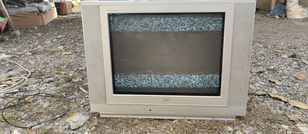 Телевизор LG Flatron