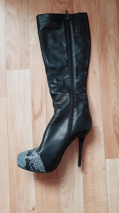 Кожанные сапоги и туфли