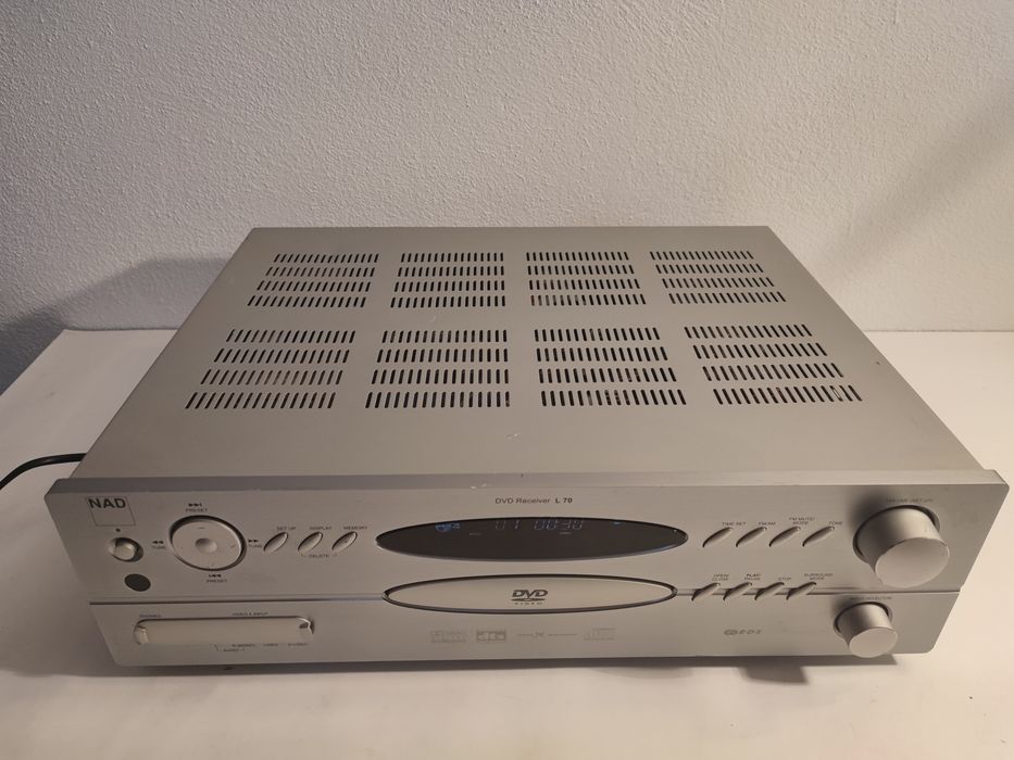Amplificator Nad L75 DVD player cu amplificare