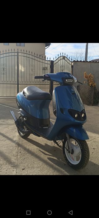 Vând doua Piaggio zip