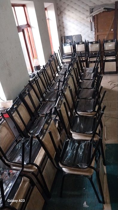 Stol stullar optim narxda 750000