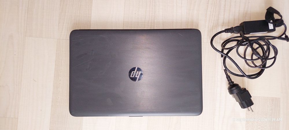 Laptop HP 15 – AMD E2-7110, 4GB RAM, HDD, Windows 10 Pro