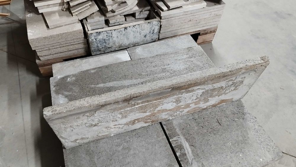 Гранитни плочи от български гранит 27 - 40/80/3