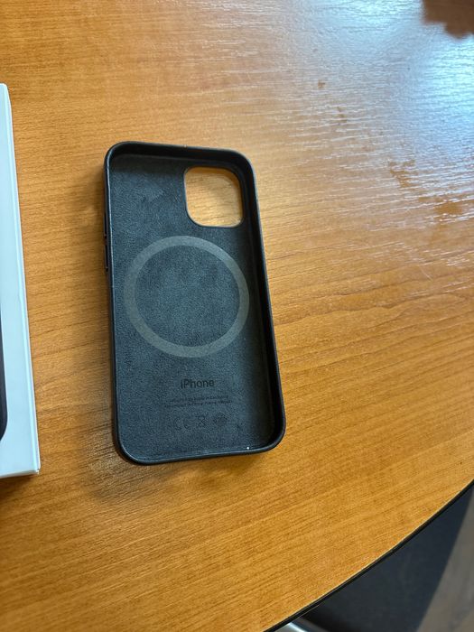 IPhone 12 mini- оригинален кожен кейс