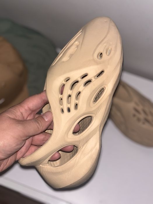 Продам обувь  размер 39