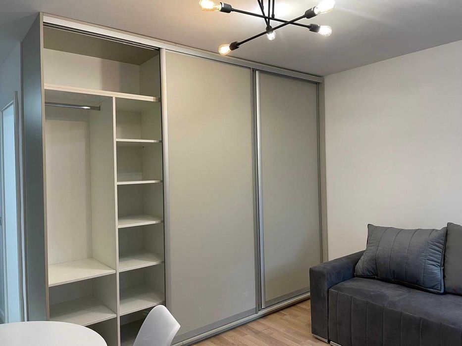 PF închiriez apartament cu o cameră, str.Muncitorilor