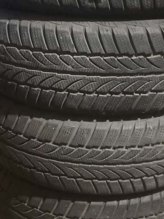 Зимни гуми 4 бр. 195 65 15