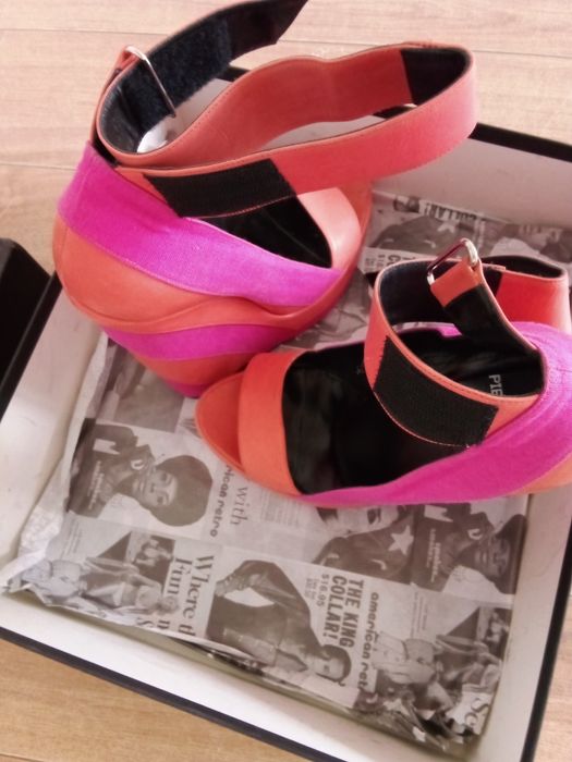 Sandale platforma Pierre Cardin