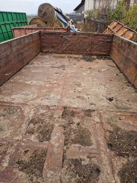 Remorca 5 Tone Basculare