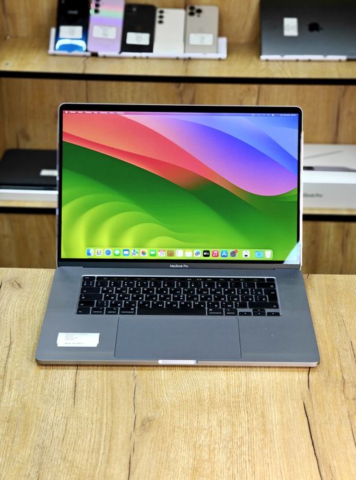 MacBook Pro 16 | Core i7 | 32гб ОЗУ | 2019 TouchBar