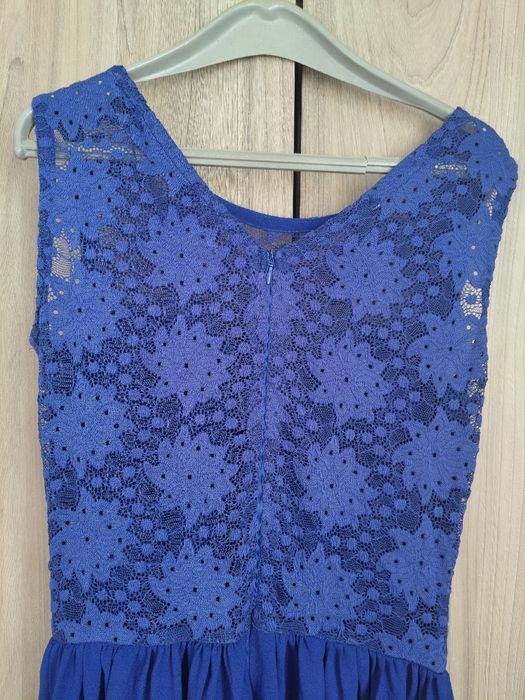 Дълга официална рокля