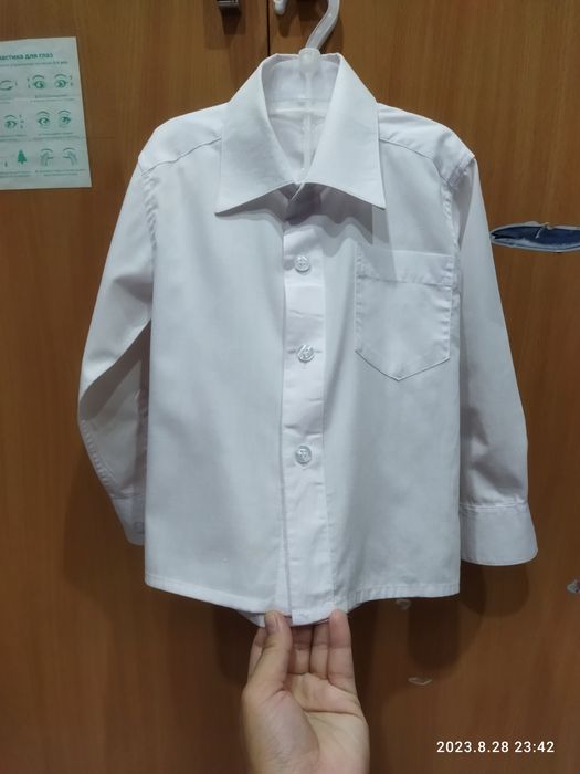 Продам костюм на мальчика