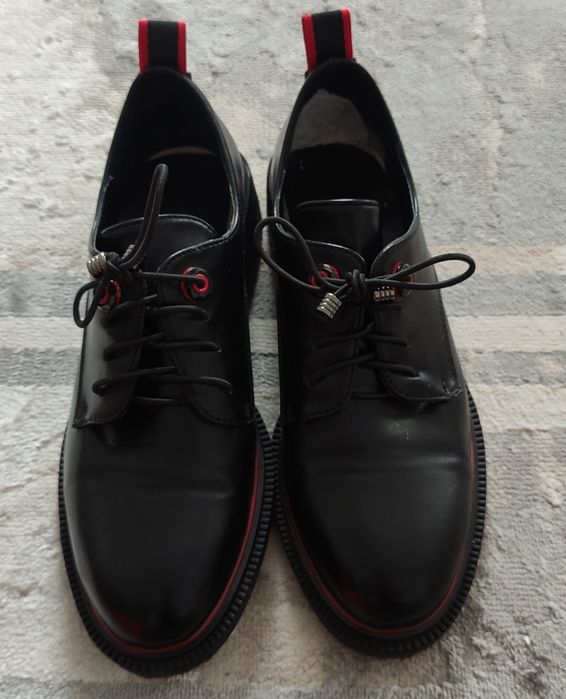 Полуботиночки женские