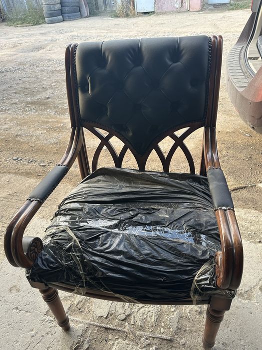 Кресло кожанное 60000