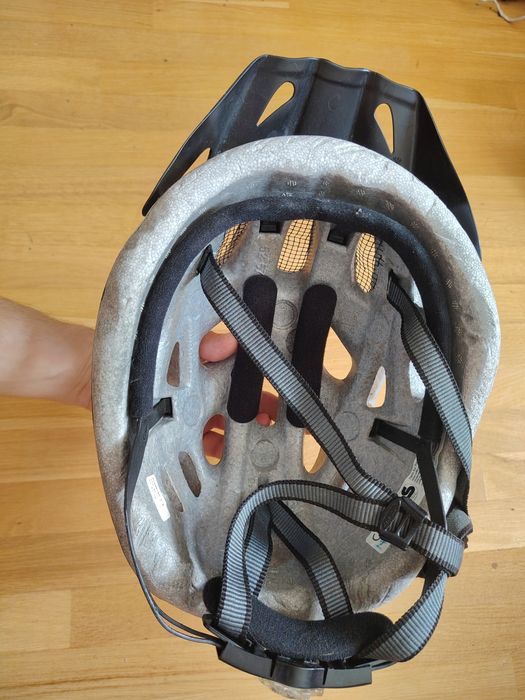 Casca Ciclism Alpina