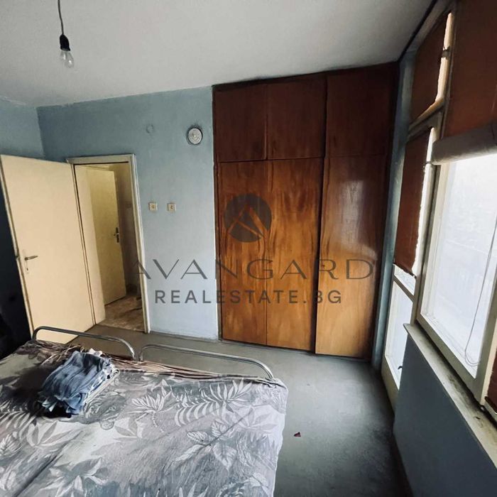 Продава се Тристаен апартамент в Пловдив, Кючук Париж - 101 кв.м за 1395 €/кв.м - Снимка #3