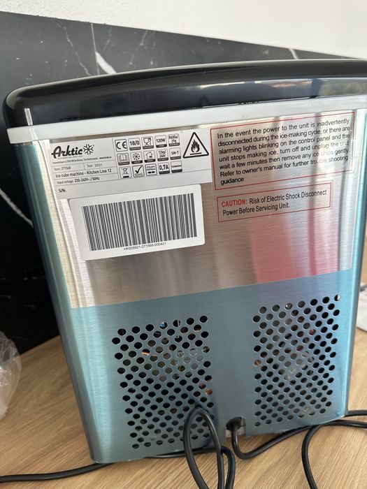 Aparat de facut gheata Arktic by Hendi 12kg/24 ore