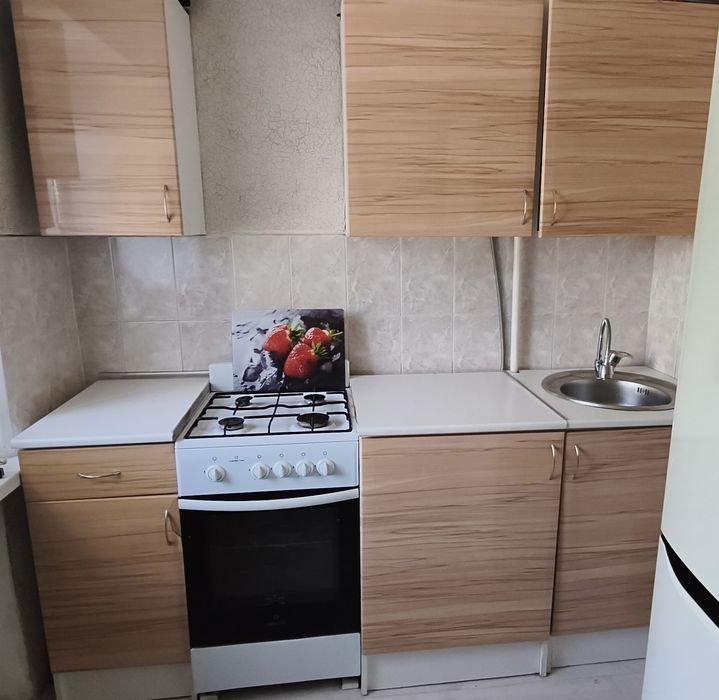 Продам кухонный гарнитур