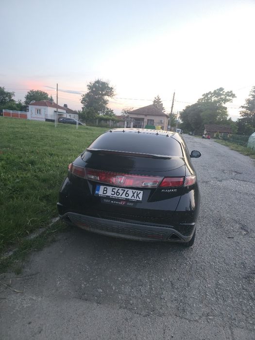 Продавам Honda civic 2.2