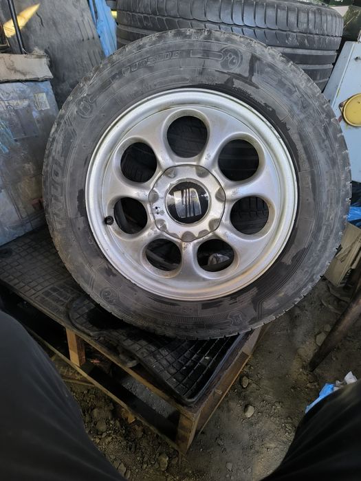 Джанти Сеат Толедо с летни гуми