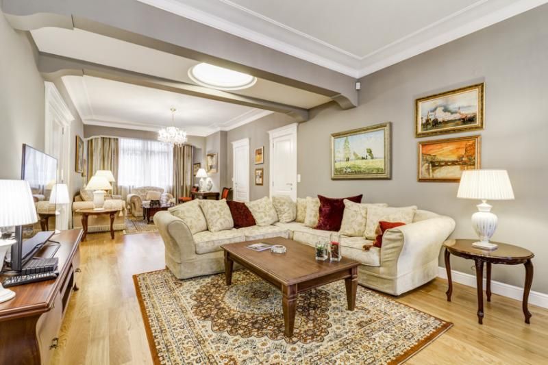 Тристаен под наем в Центъра на гр. София