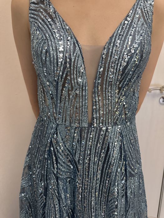 Дълга официална рокля