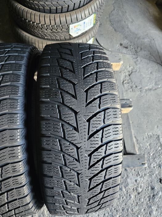 2 anvelope iarna 215 60 16C Nokian 2023