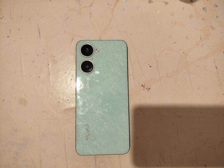 Продам телефон/смартфон Vivo Y03