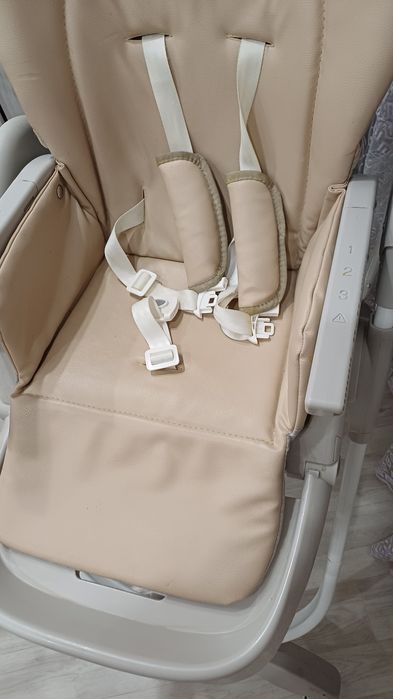 Продам стульчик для кормления