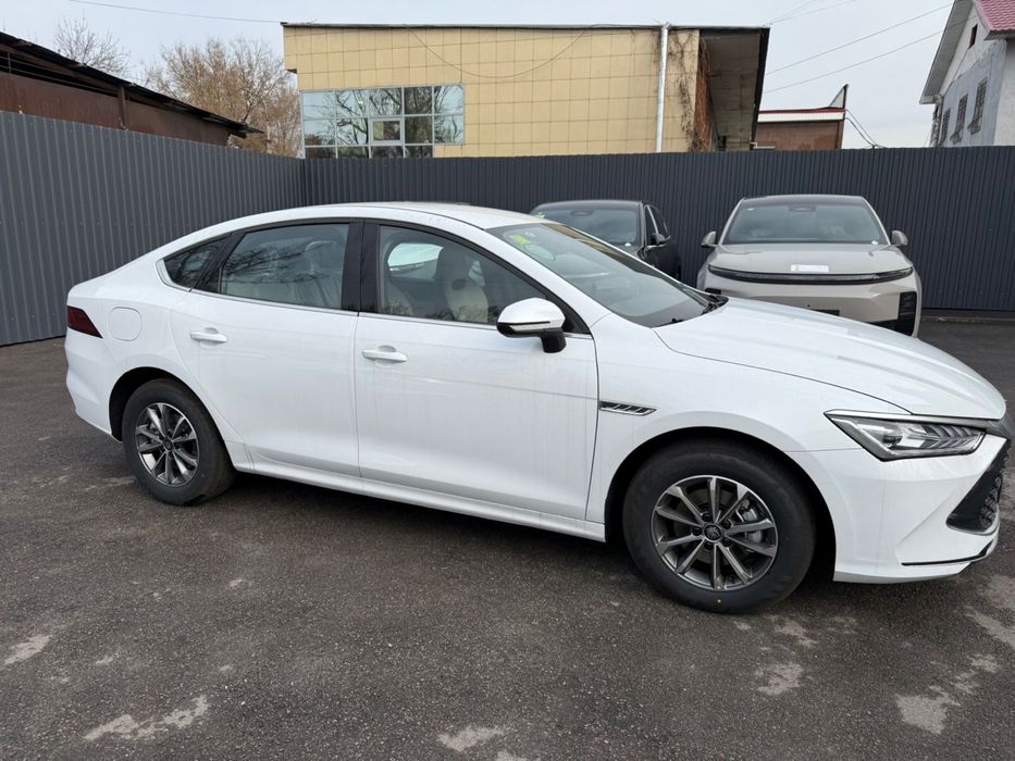 Сдам в аренду автомобиль Byd гибрид