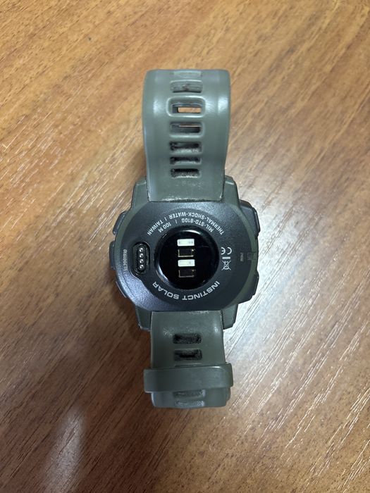 Продам чисы GARMIN