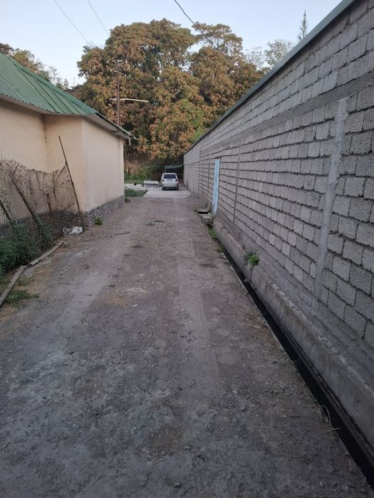 Дачный  участок 7. Сотка общая цена 32500 $  Г. Чирчик