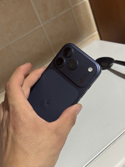 Айфон 17 про 256 гб 100%акб