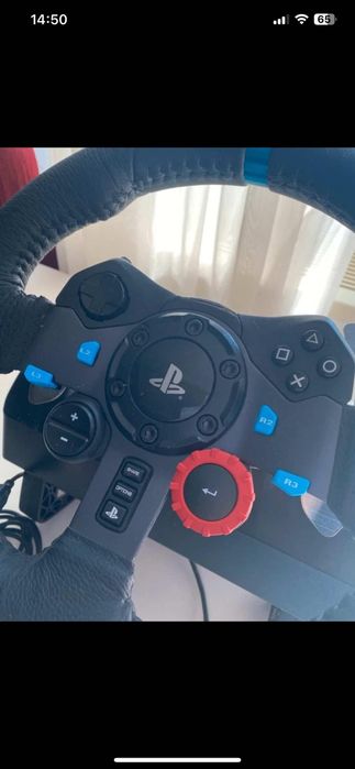 Logitech G29 volan + pedale + schimbator viteze 

Vand L