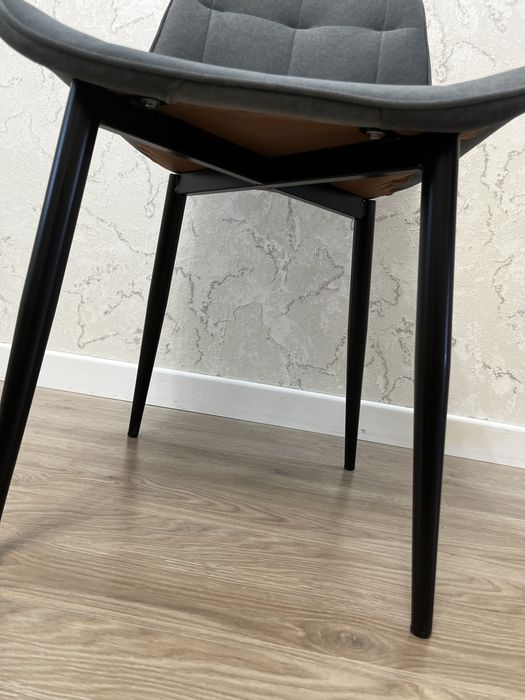 Продаю стулья для кухни