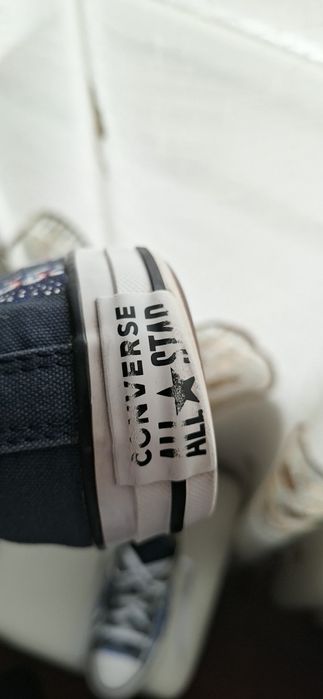 Custom Hand-Painted Converse All Star – Unique Design