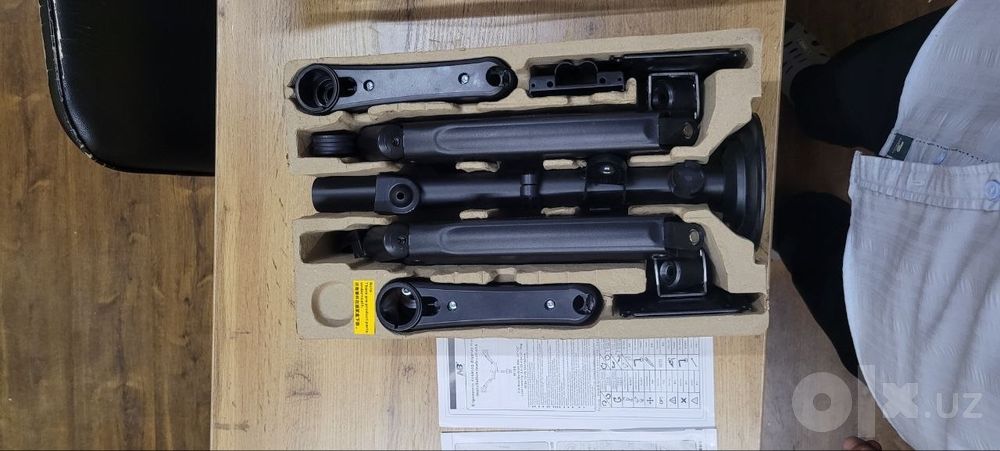 Кронштейн для монитора NB H180
