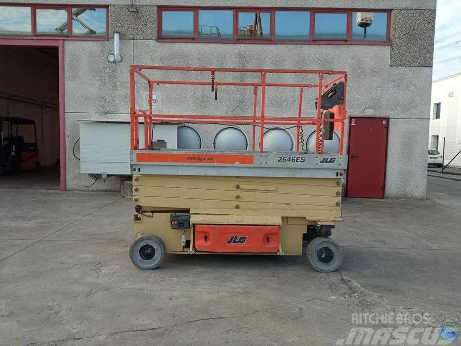 Вишки под наем - Работна Височина  10М JLG 2646ES 35 лв