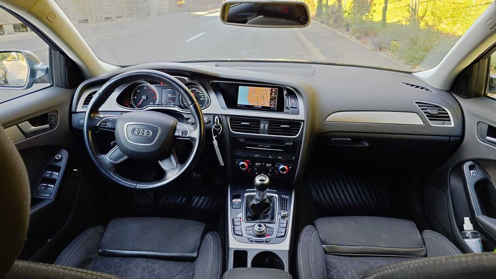 Audi A4 Avant S-line 177CP (TVA deductibil)