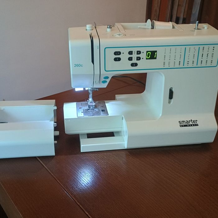 Mașină de cusut Pfaff Smarter 260C
